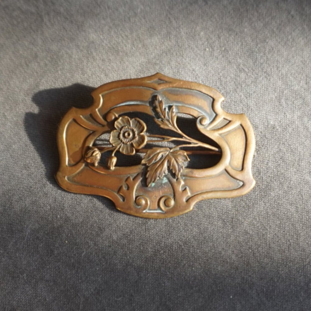 Beautiful Antique Victorian Floral Sash Pin/Brooch Open and Raised Design